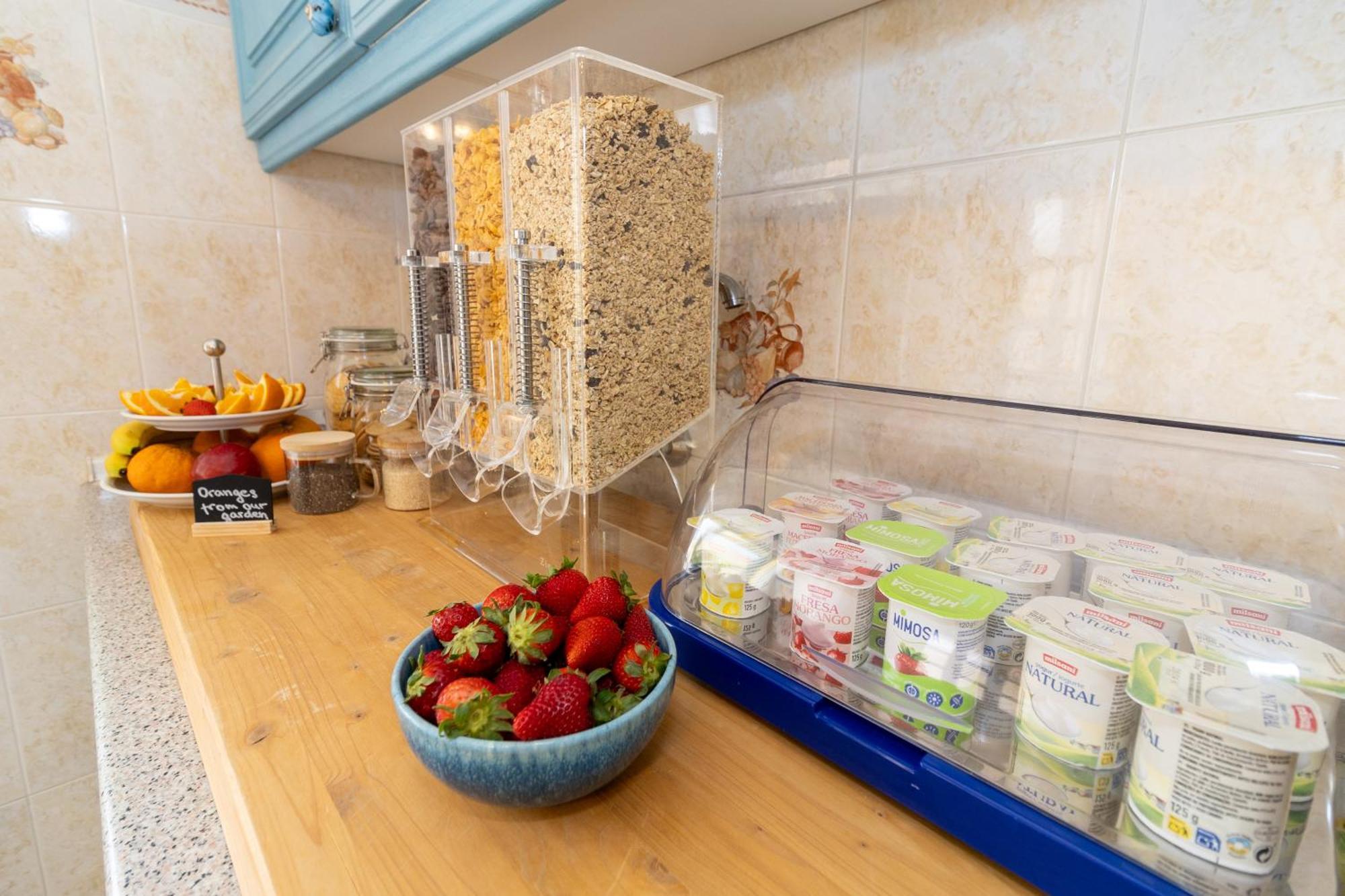 Bb Dona Ana Bed & Breakfast Lagos Ngoại thất bức ảnh
