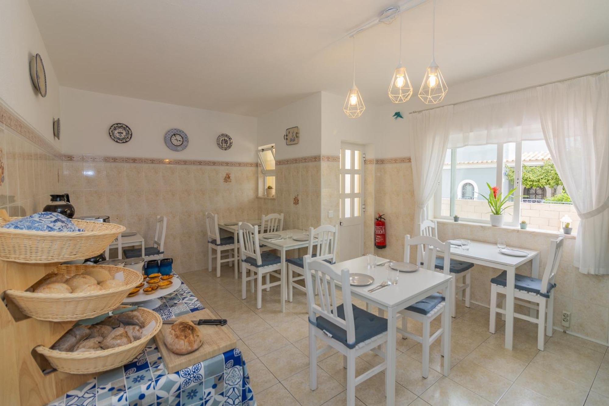 Bb Dona Ana Bed & Breakfast Lagos Ngoại thất bức ảnh